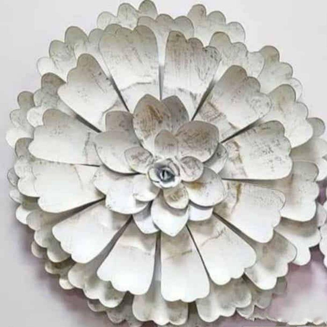 Metallic White flower (Diameter 12 Inches)
