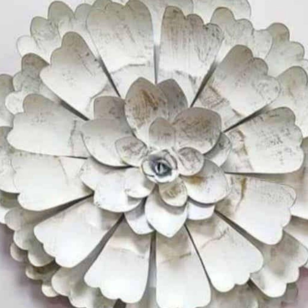Metallic White flower (Diameter 12 Inches)