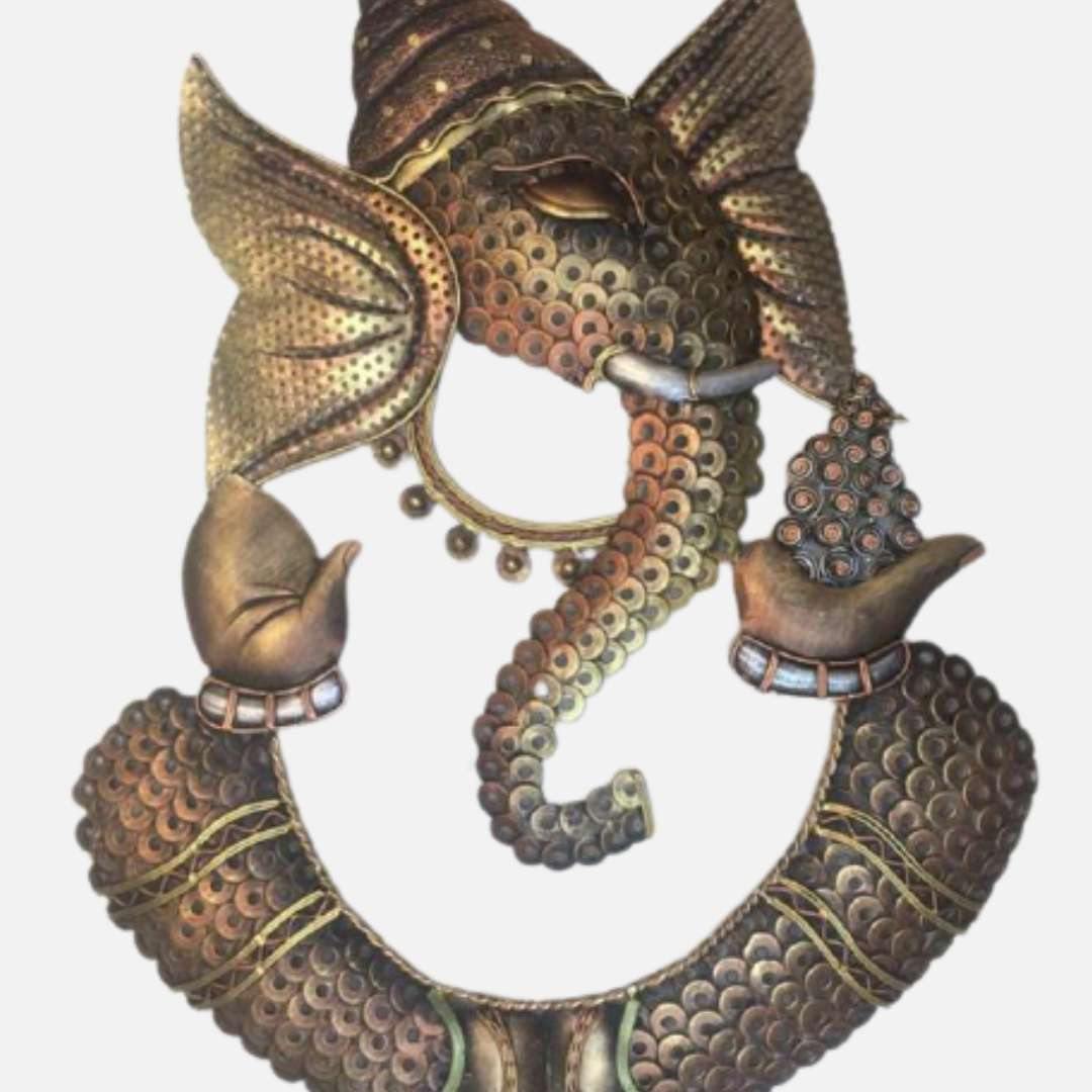 Mettalic Wall Art Sarvavyapi Ganesha (24 * 20 Inches)