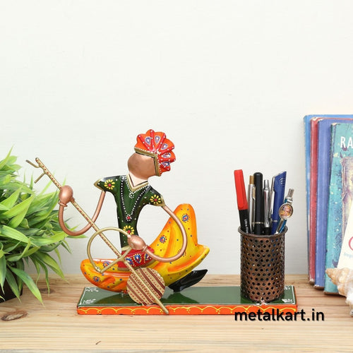MUSICIAN PEN STAND