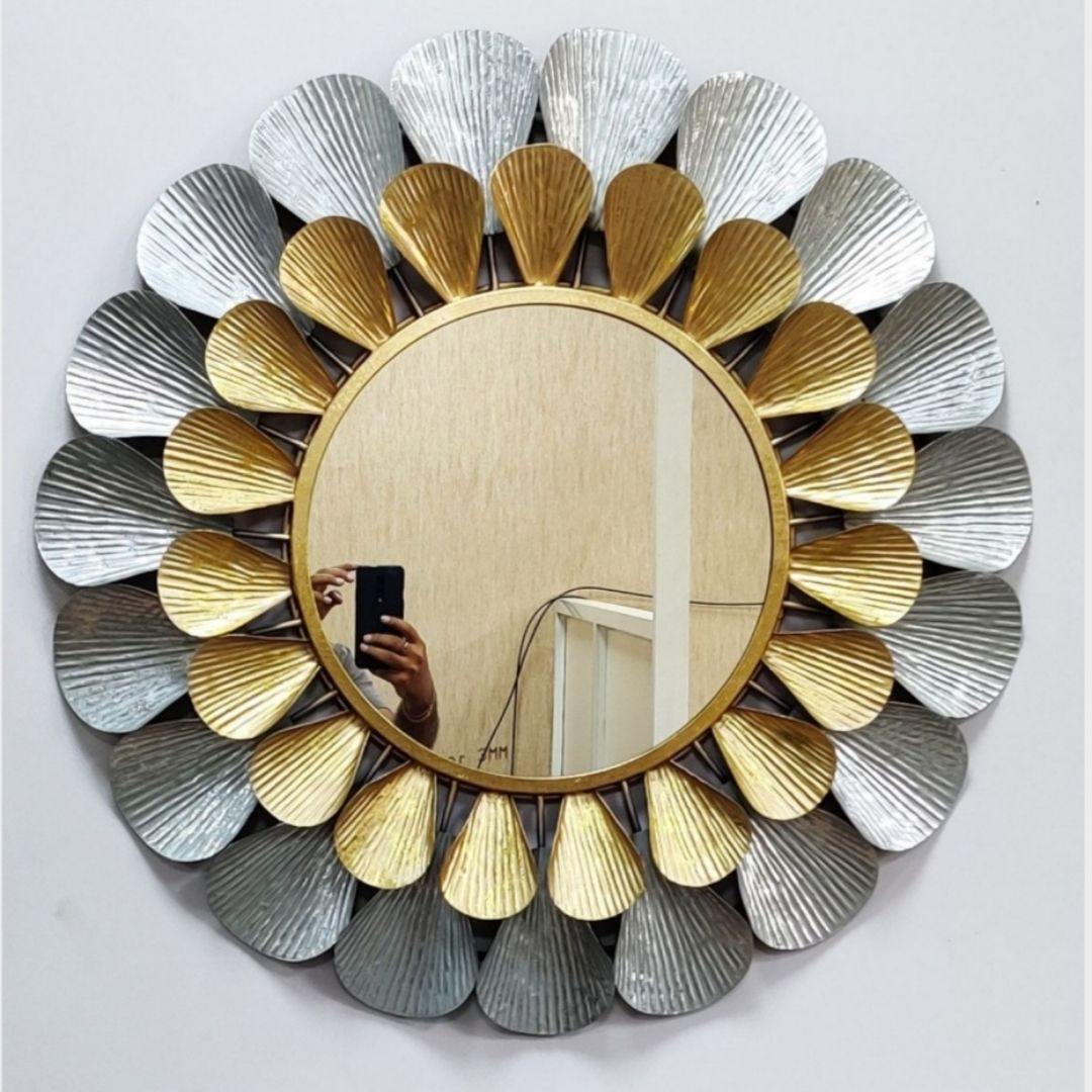 Petal Circular Mirror (24 Inches Dia onwards )