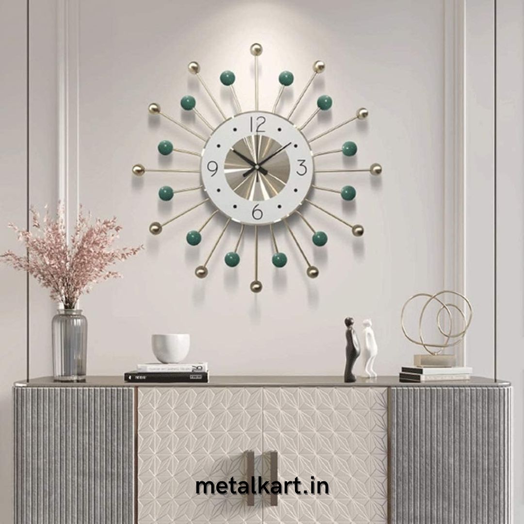 Pinpoint decorated Circular Wall Clock (16 x 16 Inches)