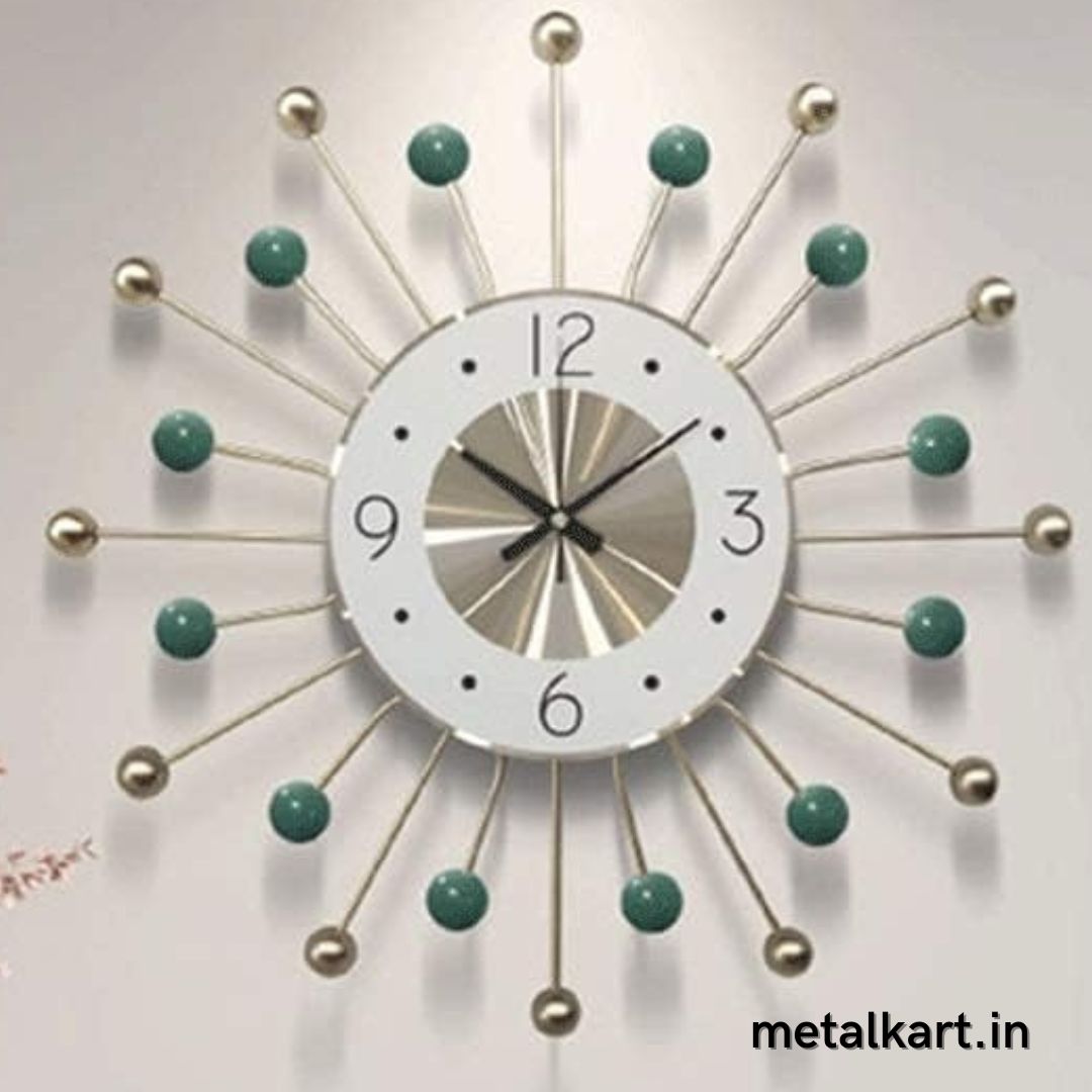 Pinpoint decorated Circular Wall Clock (16 x 16 Inches)