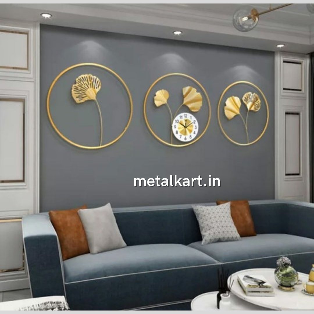 Set of 3 Metallic flower filled rings cum watch (20 x 20 inches Each)