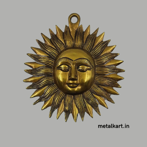 Surya Bhagwan (Weight 845 gms, Dia 7 Inches)