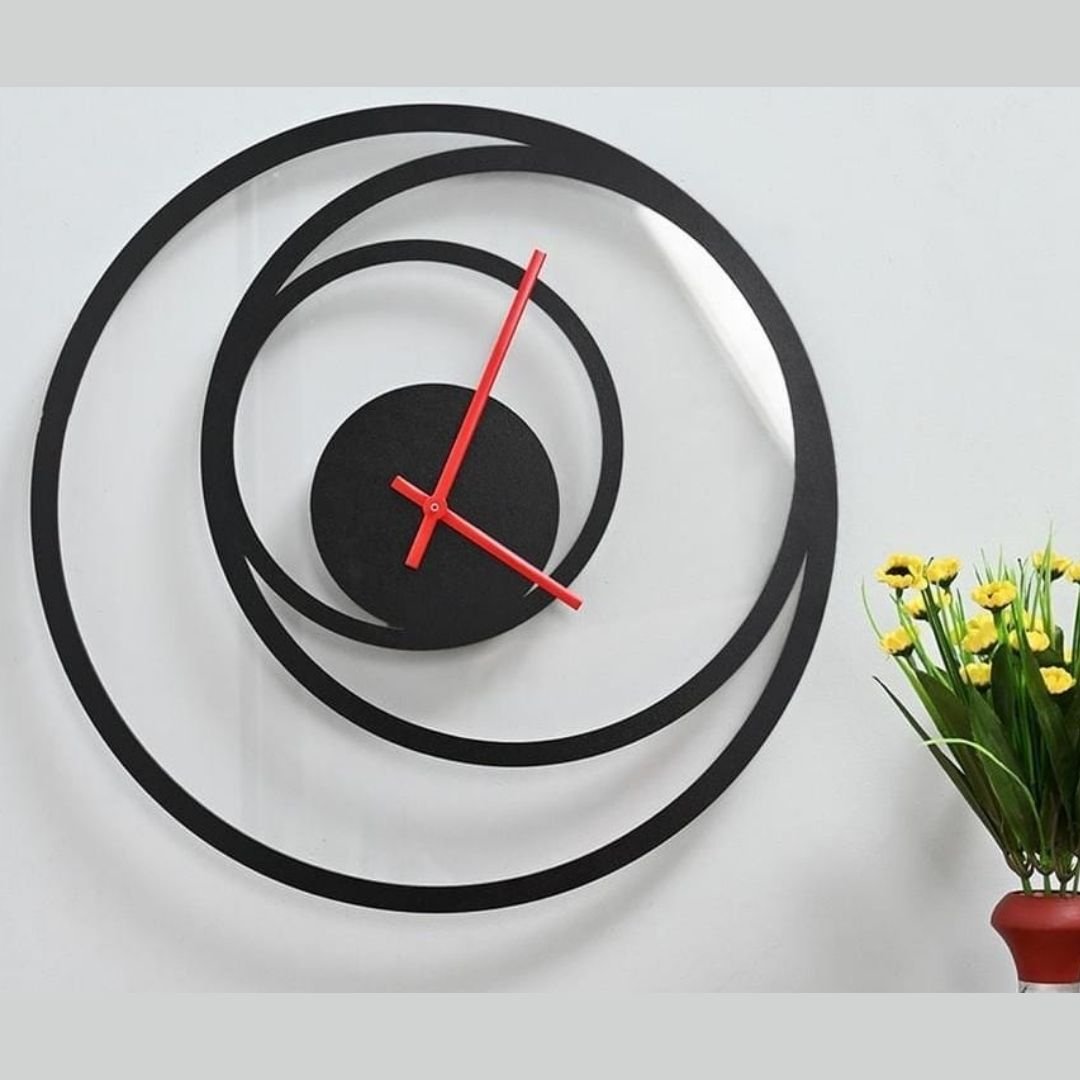 Venn Circle Wall Clock (24 Inches)